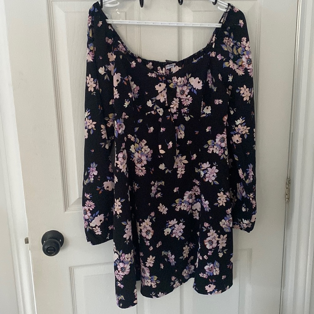 As U Wish Long sleeve light floral dress size large